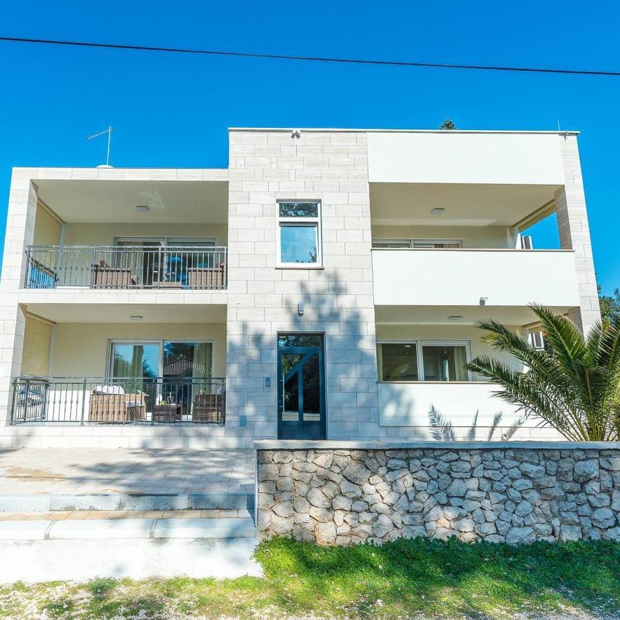 Apartmann Vir Exterior foto