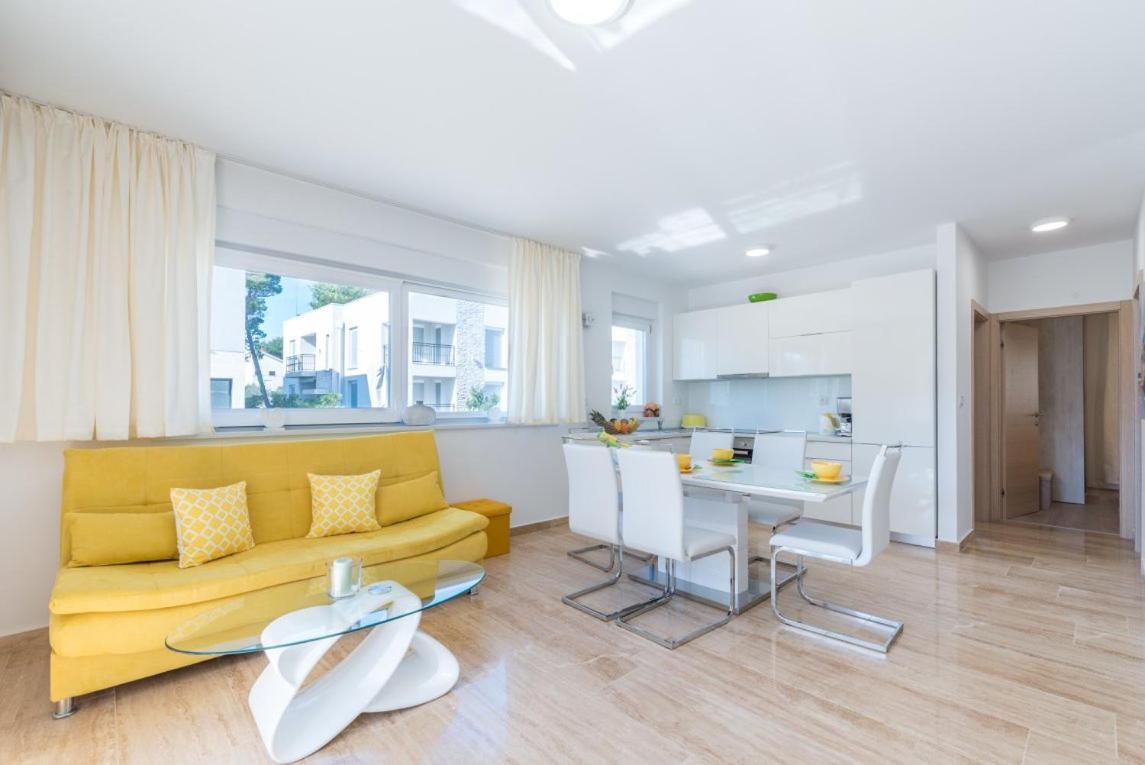 Apartmann Vir Exterior foto